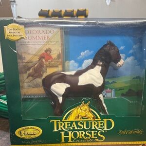 Ertl Treasured Horses Pinto Replica Figurine